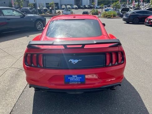 Used 2018 Ford Mustang Coupe w/ Equipment Group 101A RWD image 10