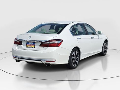 Used 2016 Honda Accord EX-L image 5
