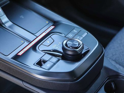 New 2026 Toyota bZ XLE Plus image 22