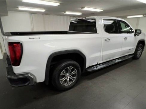 Certified 2022 GMC Sierra 1500 SLT w/ SLT Convenience Package image 40