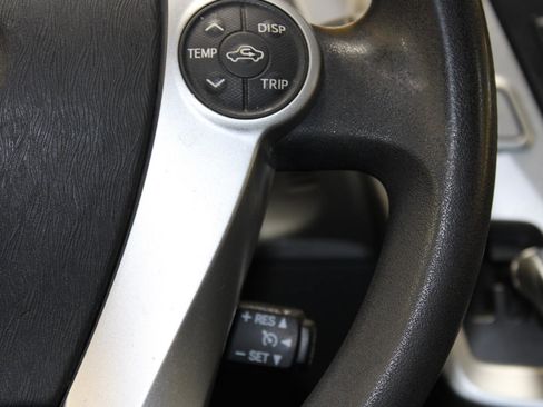 Used 2013 Toyota Prius V Three image 26