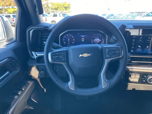 New 2026 Chevrolet Silverado 1500 LT image 4