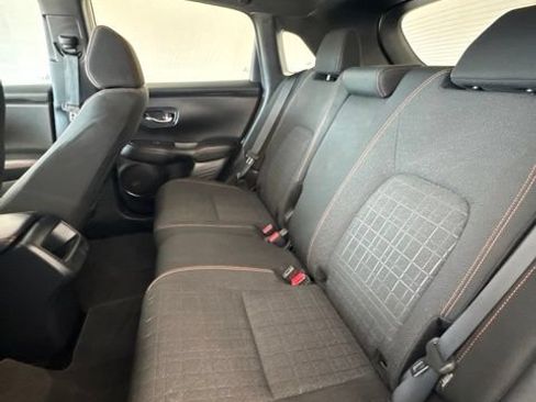 Used 2024 Honda HR-V Sport image 18