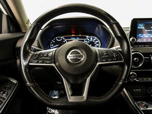 Used 2022 Nissan Sentra SR FWD image 13