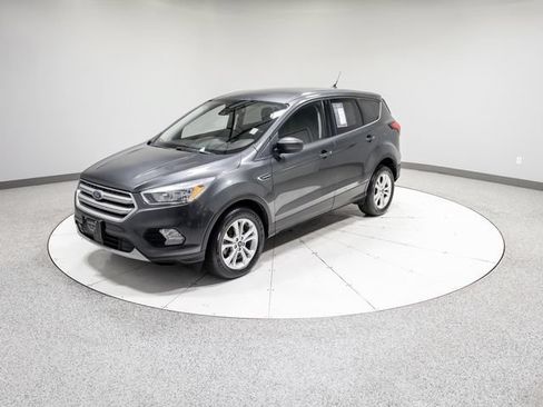 Used 2019 Ford Escape SE AWD/4WD image 32
