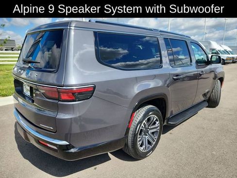 Used 2023 Jeep Wagoneer L Series II image 10