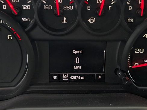 Used 2024 Chevrolet Silverado 1500 Custom Trail Boss image 11