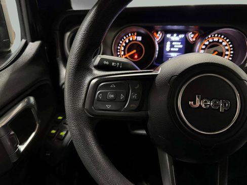 Used 2022 Jeep Wrangler Unlimited Sport image 10