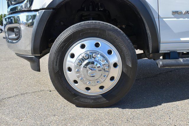 Used 2022 RAM 5500 Tradesman w/ Chrome Appearance Group RWD image 36