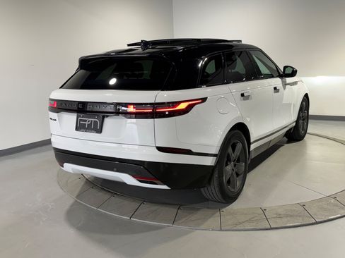 Used 2024 Land Rover Range Rover Velar Dynamic SE AWD/4WD image 9