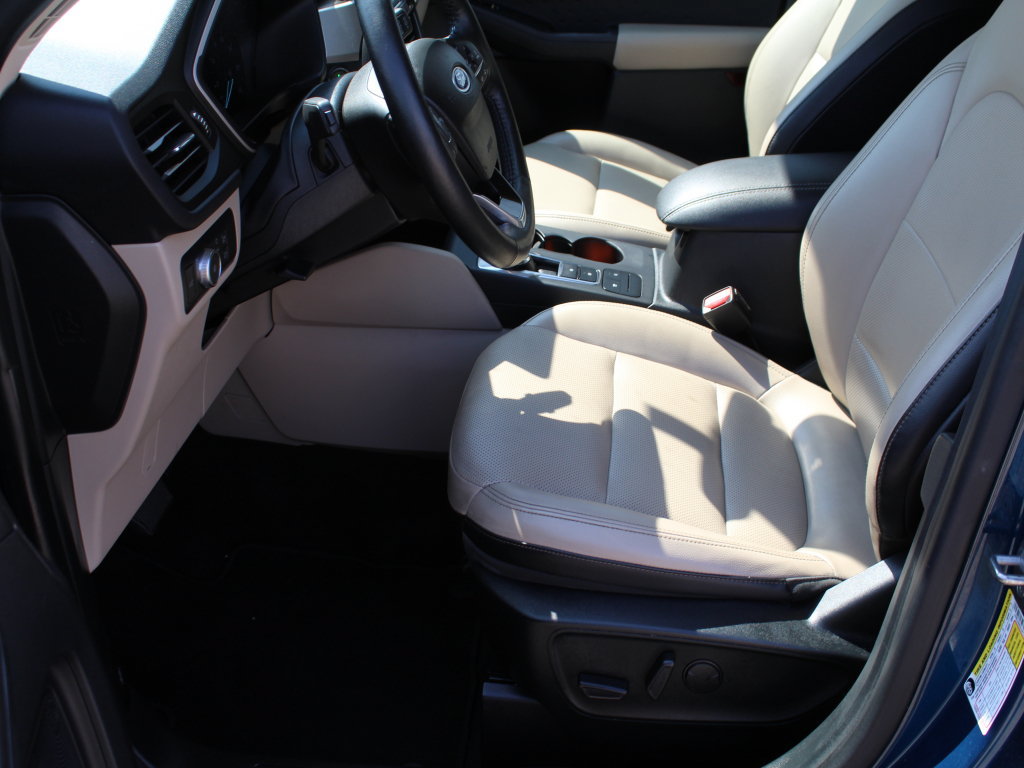 Used 2020 Ford Escape SEL FWD image 8