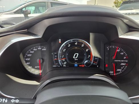 Used 2017 Chevrolet Corvette Stingray Coupe w/ 1LT RWD image 17