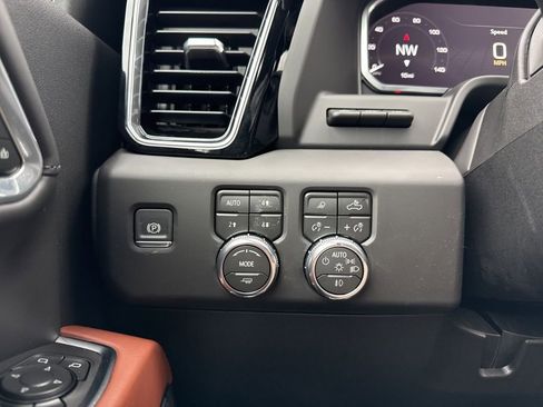 New 2026 GMC Sierra 2500 Denali Ultimate image 26