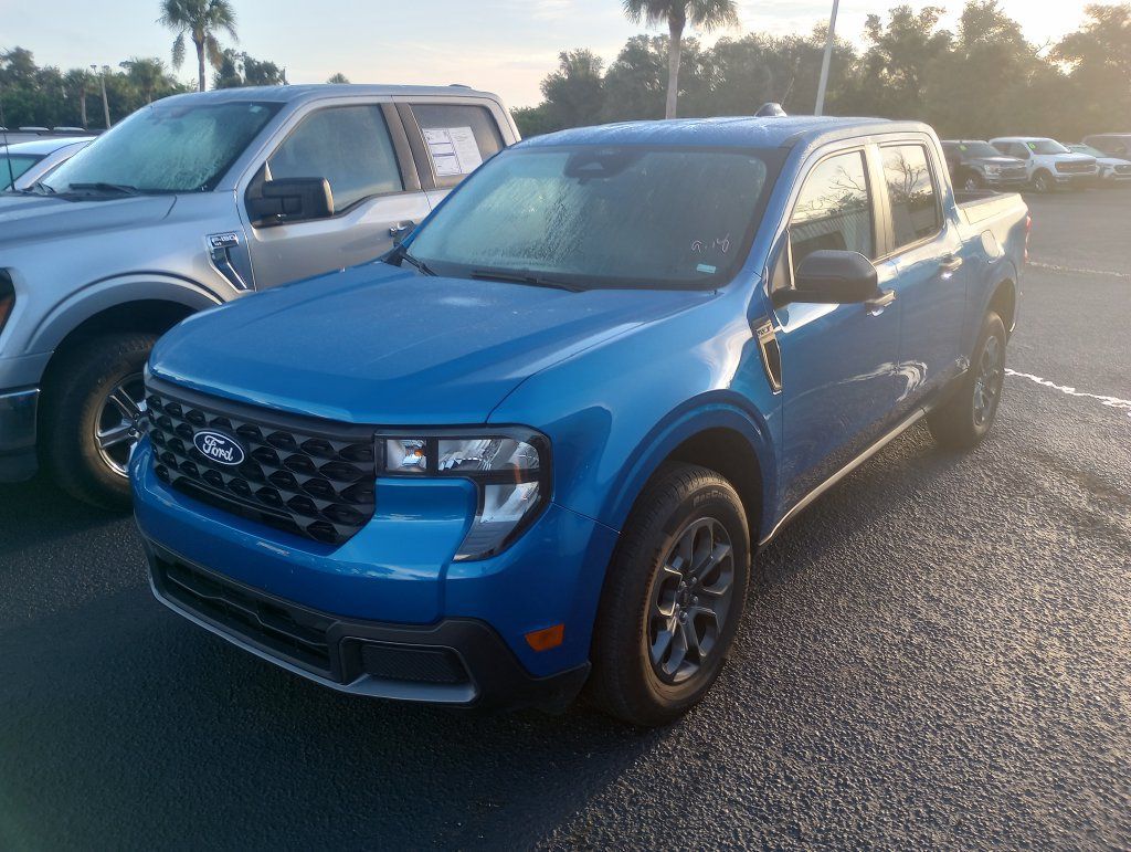 Certified 2026 Ford Maverick XLT AWD/4WD image 2