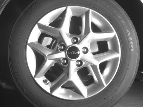 Used 2025 Kia Soul LX w/ LX Technology Package FWD image 12