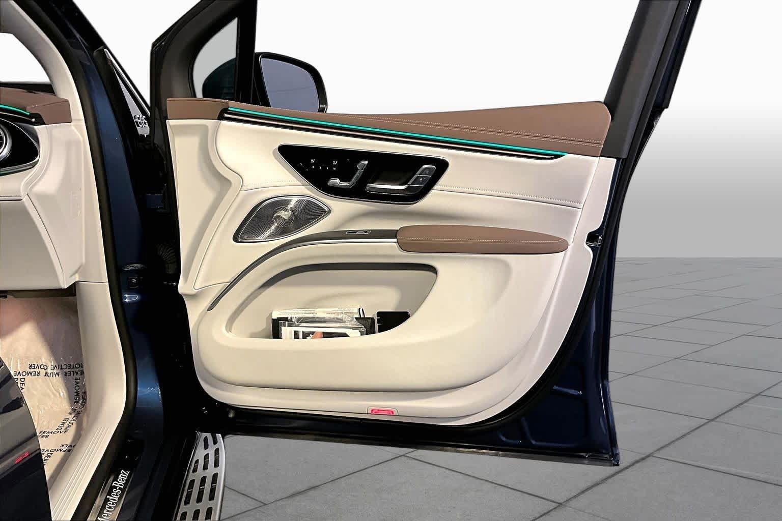 Certified 2023 Mercedes-Benz EQS 580 4MATIC SUV image 22
