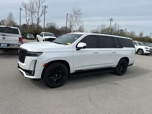 Used 2021 Cadillac Escalade ESV Sport Platinum image 13