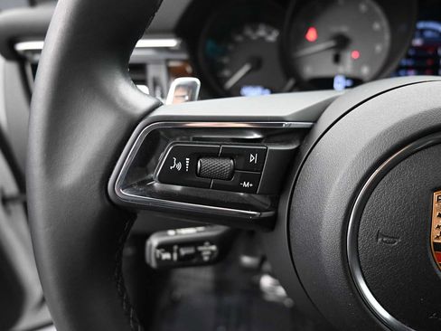Certified 2023 Porsche Macan S AWD/4WD image 10