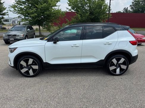Certified 2023 Volvo XC40 Recharge Ultimate AWD/4WD image 2