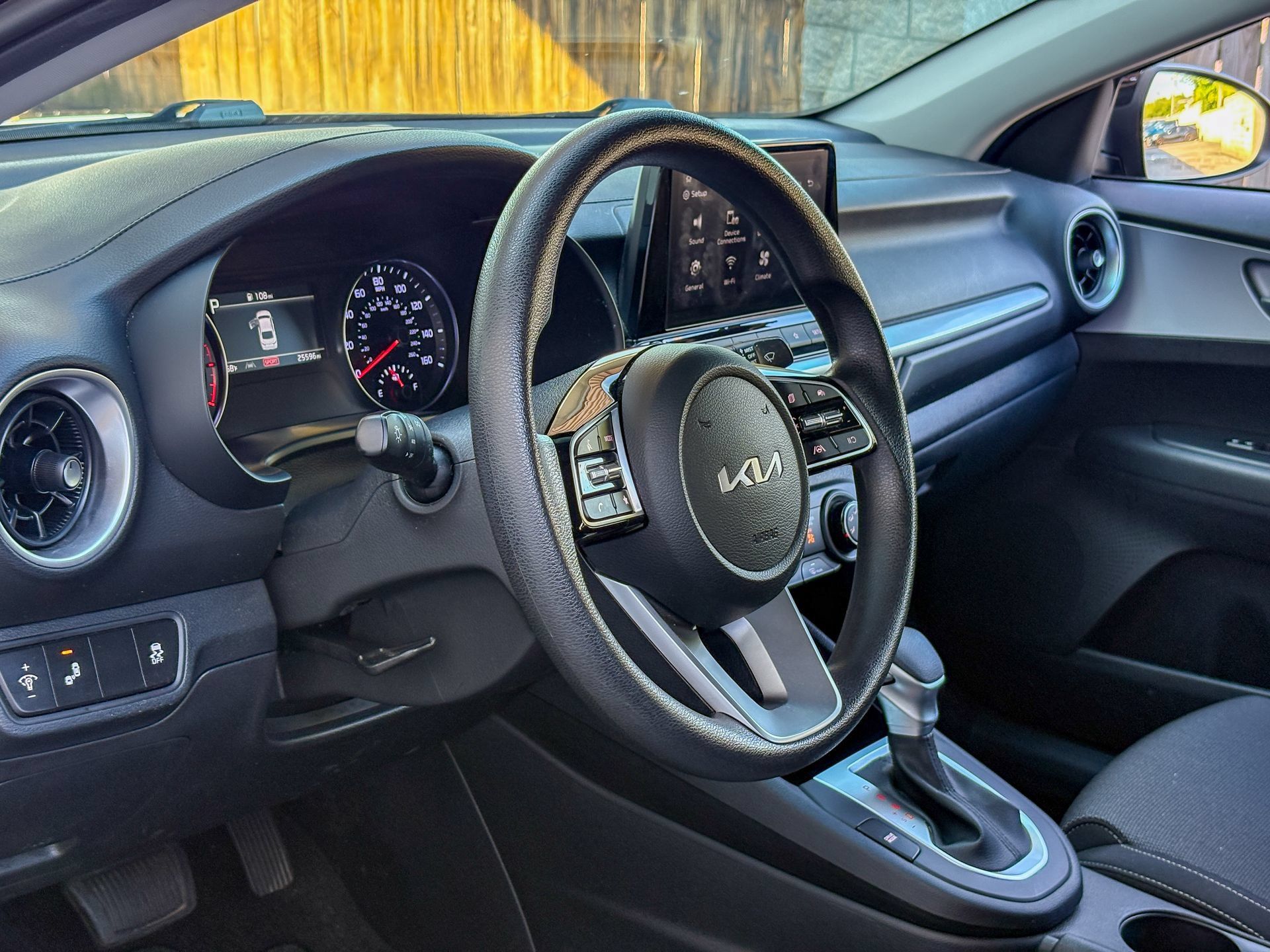 Used 2024 Kia Forte LXS w/ LXS Technology Package FWD image 11