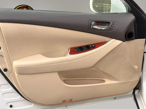 Used 2010 Lexus ES 350 FWD image 39