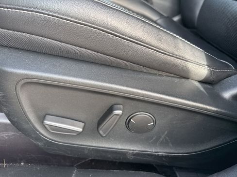 Used 2020 Ford Escape SEL image 16