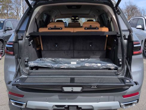 New 2026 BMW X7 xDrive40i w/ Premium Package AWD/4WD image 36