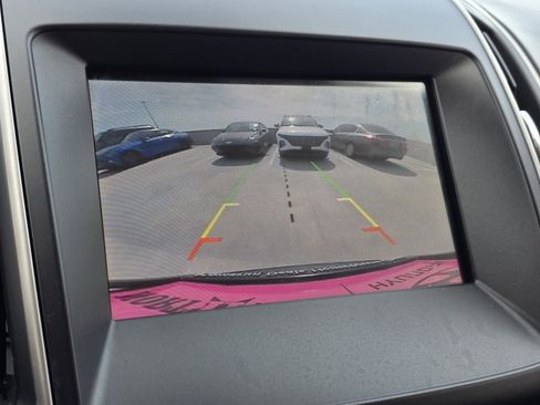 Used 2020 Ford Edge SEL w/ Convenience Package image 22