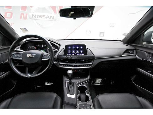 Used 2023 Cadillac CT4 Luxury image 7