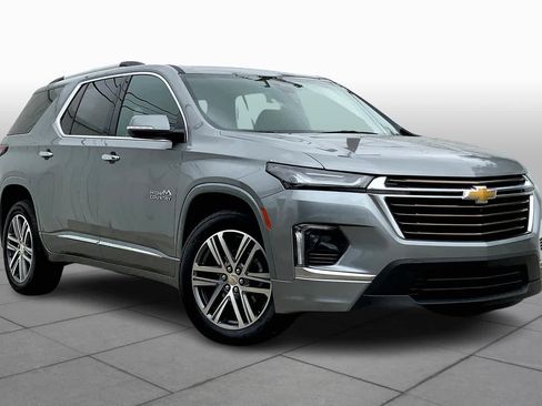 Used 2023 Chevrolet Traverse High Country w/ LPO, Floor Liner Package FWD image 3