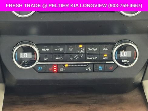 Used 2019 Ford Expedition Platinum RWD image 27