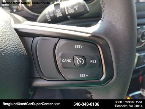 Used 2023 Jeep Wrangler Unlimited w/ Cold Weather Group AWD/4WD image 26