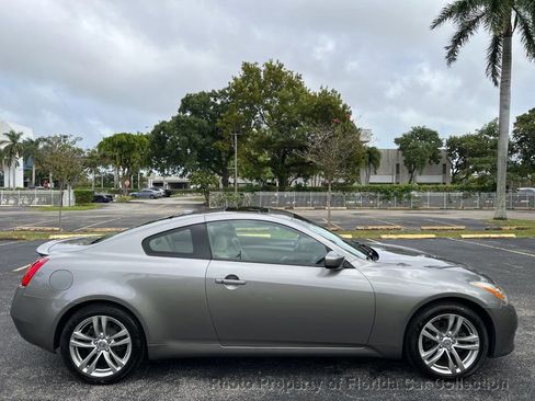 Used 2009 INFINITI G37 x Coupe w/ Premium Pkg image 6