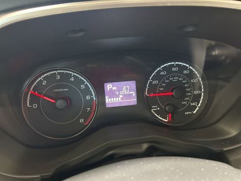 Used 2018 Subaru Crosstrek 2.0i Premium image 11