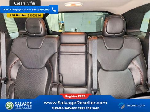 Used 2015 Jeep Cherokee Trailhawk w/ Comfort/Convenience Group AWD/4WD image 13