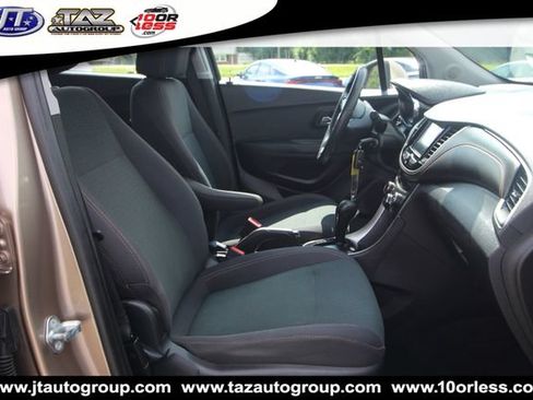 Used 2018 Chevrolet Trax LS AWD/4WD image 14