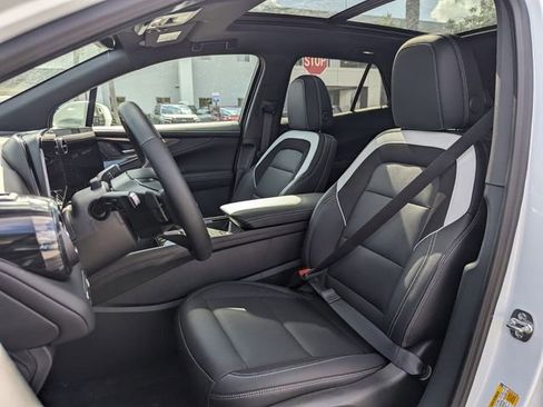 New 2025 Chevrolet Blazer EV LT w/ Super Cruise Package AWD/4WD image 5