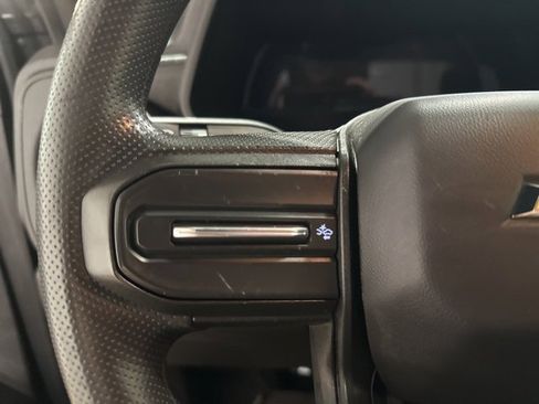 Used 2023 Chevrolet Colorado W/T image 16