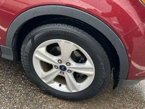 Used 2016 Ford Escape SE image 9