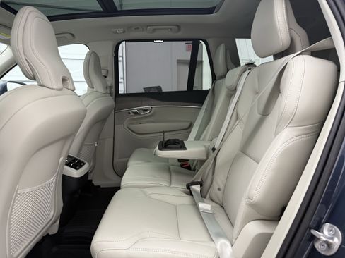 Certified 2023 Volvo XC90 B6 Ultimate w/ Protection Package Premier AWD/4WD image 24