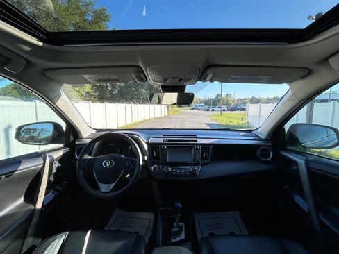 Used 2017 Toyota RAV4 Limited image 16