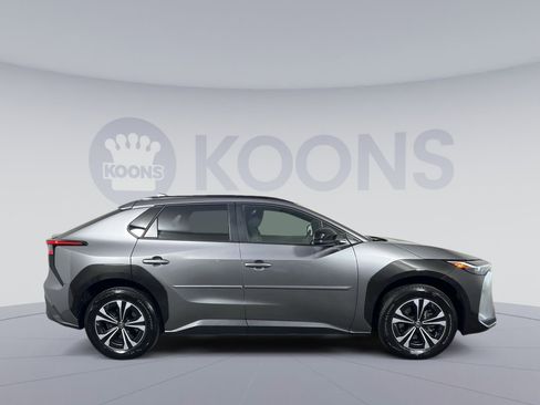 Used 2024 Toyota bZ4X XLE image 8