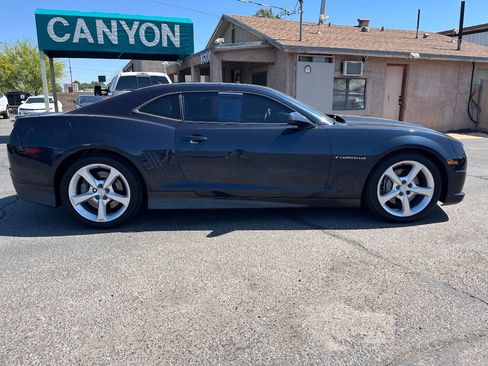 Used 2013 Chevrolet Camaro SS RWD image 3
