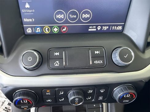 Used 2023 GMC Acadia SLE w/ Driver Convenience Package image 30