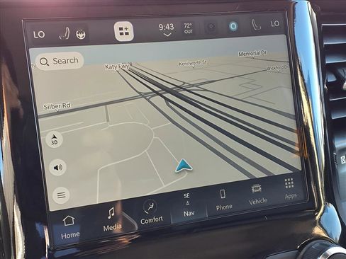 Used 2024 RAM 2500 Laramie w/ Safety Group image 16