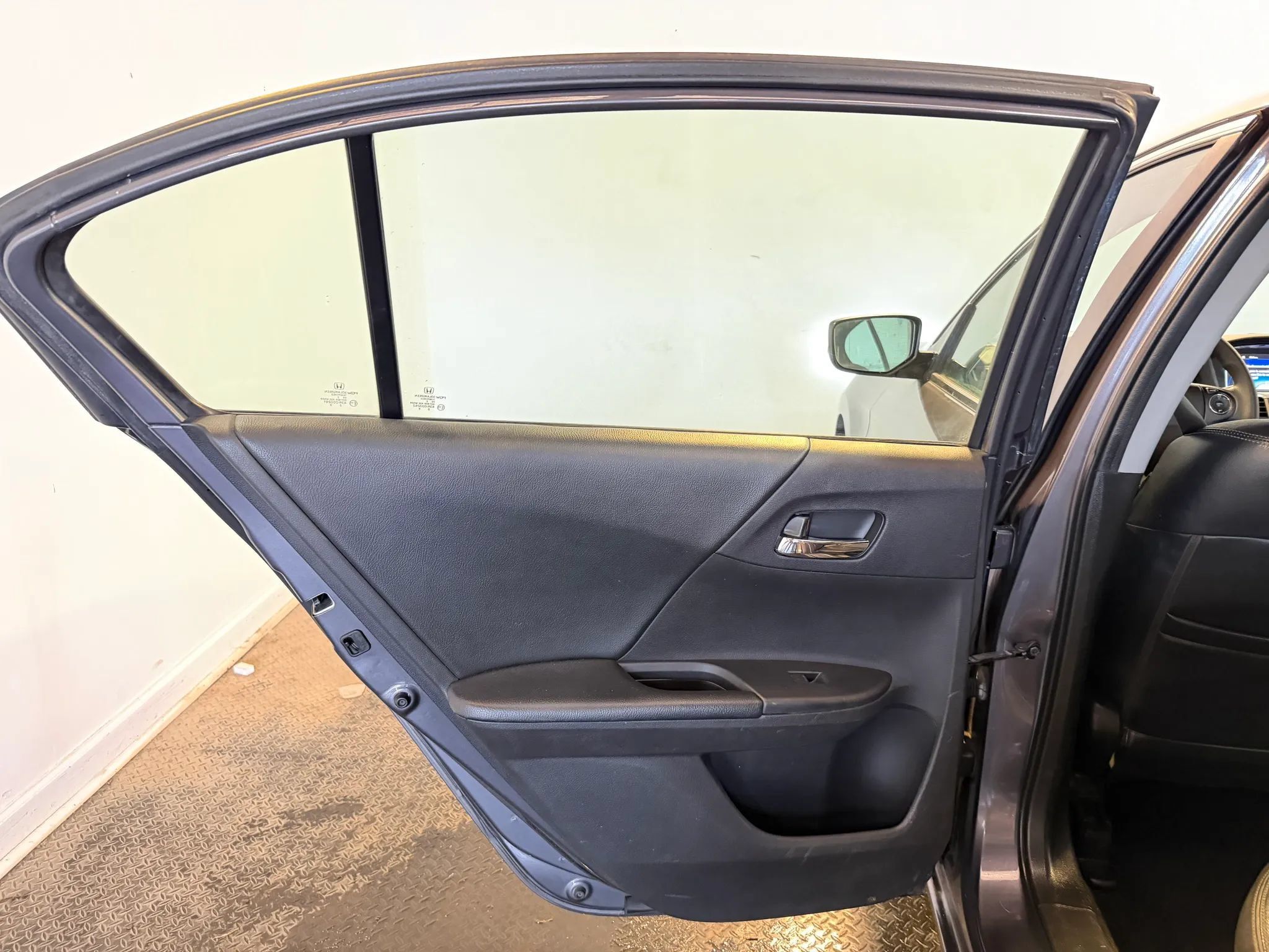 Used 2013 Honda Accord LX image 33