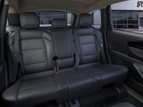 New 2026 Lincoln Nautilus Reserve AWD/4WD image 11