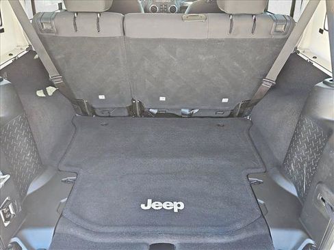 Used 2017 Jeep Wrangler Unlimited Sport w/ Quick Order Package 24S AWD/4WD image 6