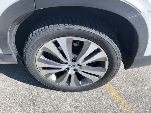 Used 2019 Subaru Ascent Limited AWD/4WD image 17