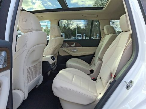 New 2026 Mercedes-Benz GLS 450 4MATIC image 8